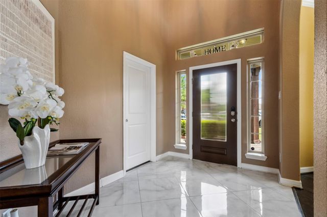 9611 Lost Woods Drive, Richmond, TX 77406