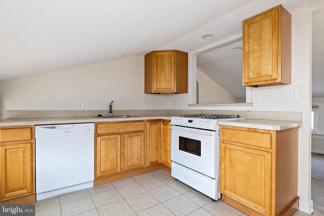 1305 SYLVAN DR, Haddon Heights, NJ 08035