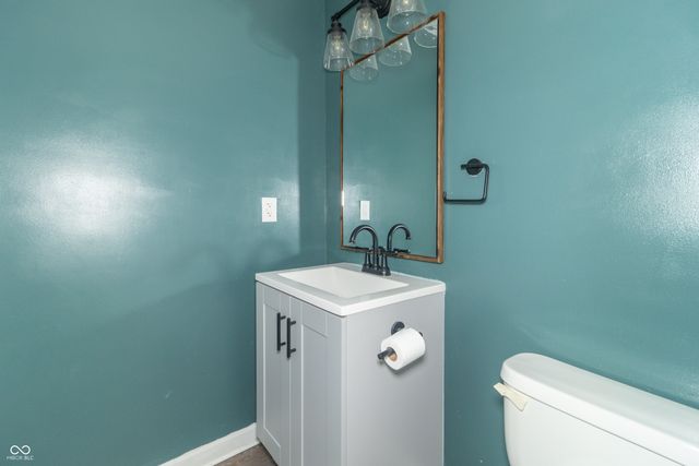 605 Main Street, Shirley, IN 47384