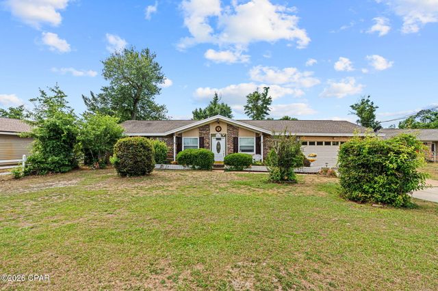 1017 W 28th Place, Panama City, FL 32405
