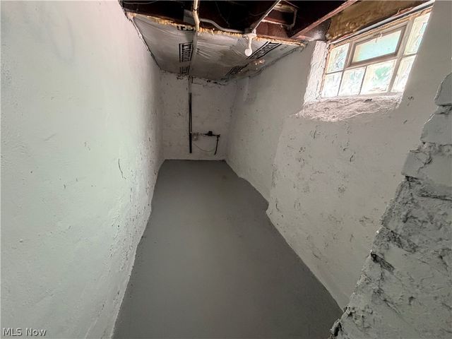 1096 E 72nd Street, Cleveland, OH 44103