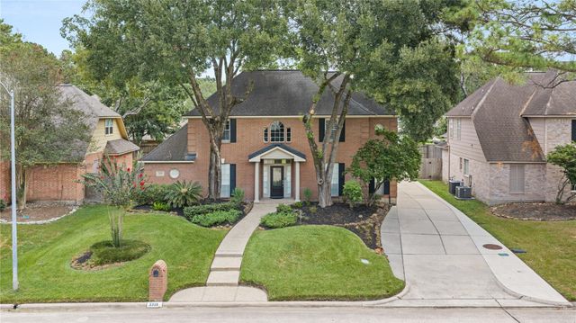 3318 Clover Valley Drive, Kingwood, TX 77345