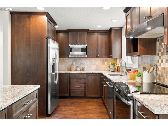 3310 Sw 175TH Ave, Beaverton, OR 97003