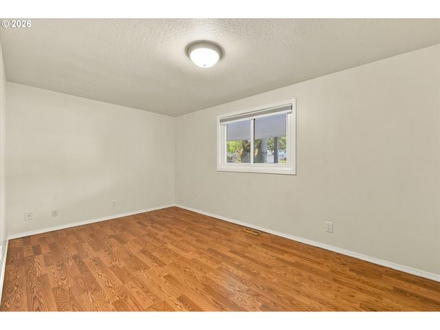 3310 Sw 175TH Ave, Beaverton, OR 97003