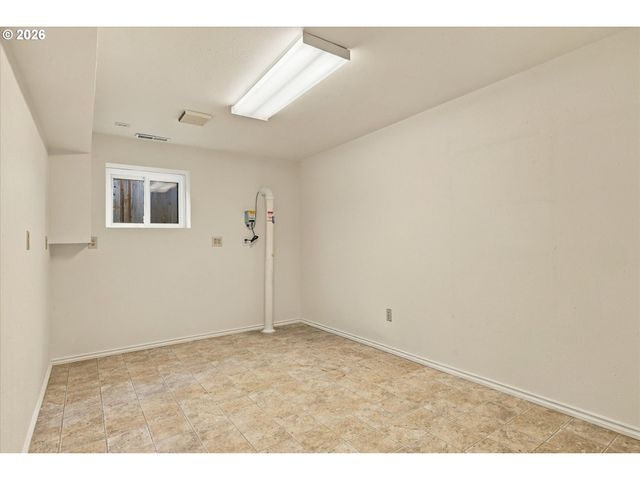 3310 Sw 175TH Ave, Beaverton, OR 97003