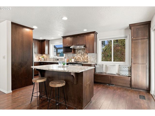 3310 Sw 175TH Ave, Beaverton, OR 97003