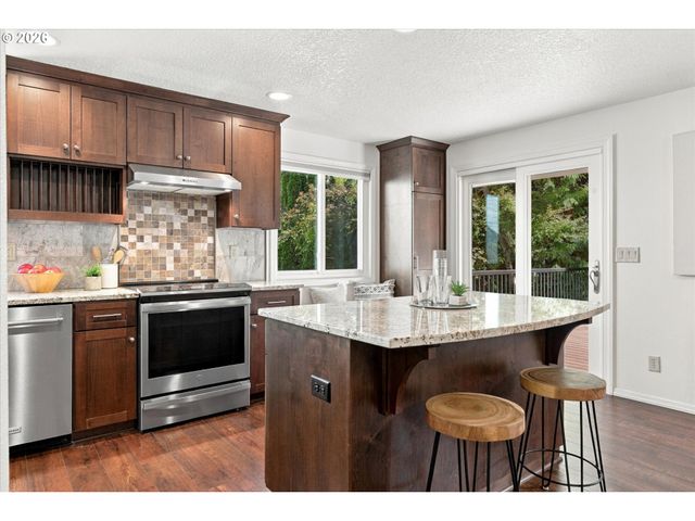3310 Sw 175TH Ave, Beaverton, OR 97003