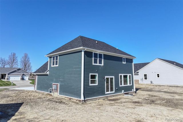 10198 Hunt Drive, Davison, MI 48423