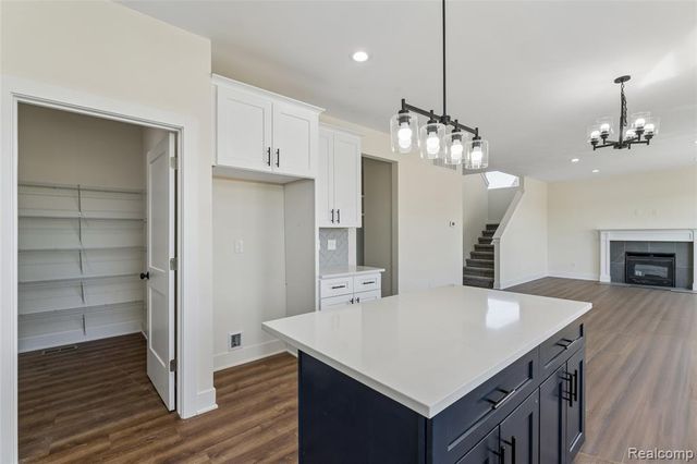 10198 Hunt Drive, Davison, MI 48423