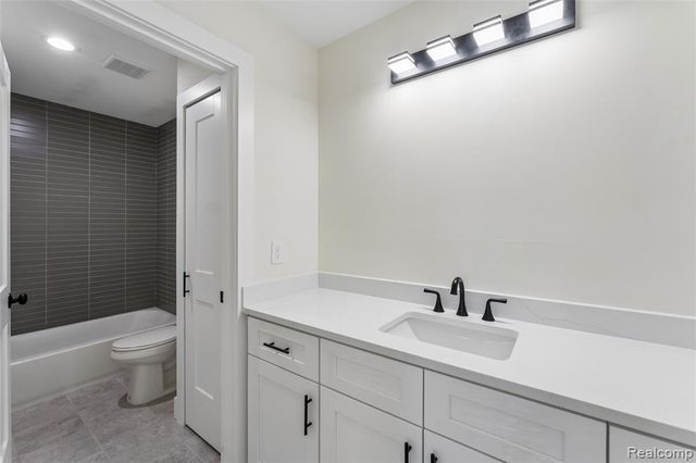 10198 Hunt Drive, Davison, MI 48423