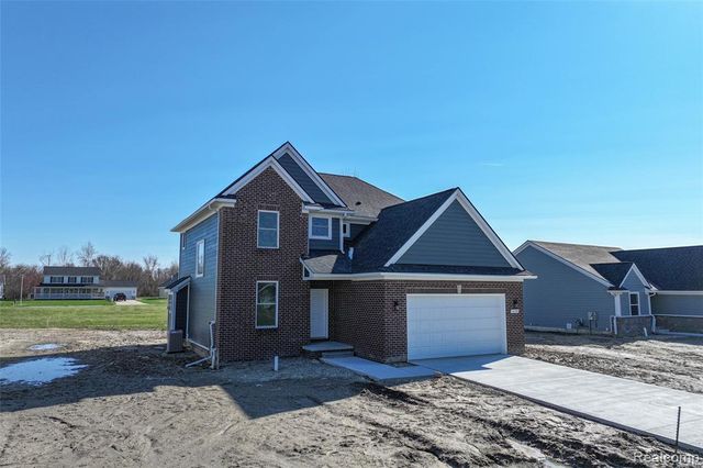 10198 Hunt Drive, Davison, MI 48423
