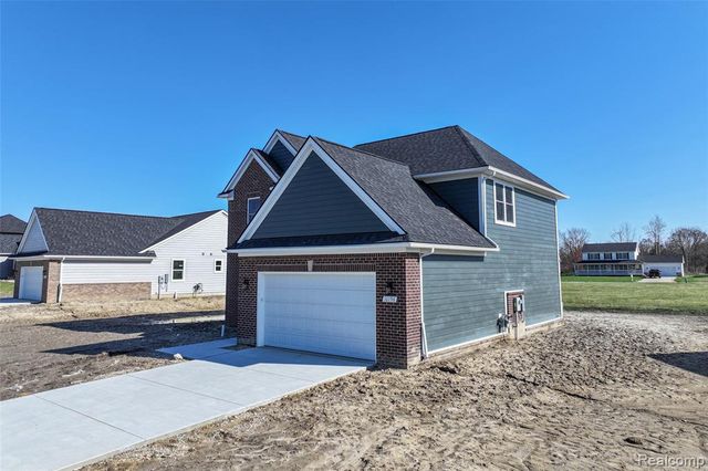 10198 Hunt Drive, Davison, MI 48423