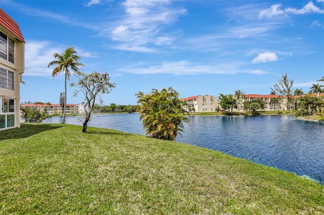 2931 E Sunrise Lakes Drive 109, Sunrise, FL 33322