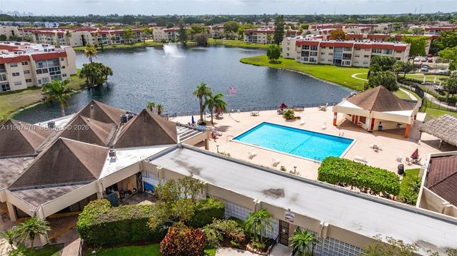 2931 E Sunrise Lakes Drive 109, Sunrise, FL 33322