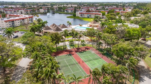 2931 E Sunrise Lakes Drive 109, Sunrise, FL 33322