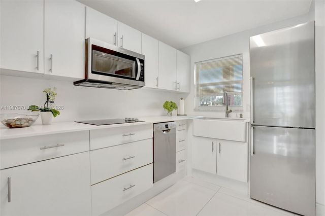 2931 E Sunrise Lakes Drive 109, Sunrise, FL 33322