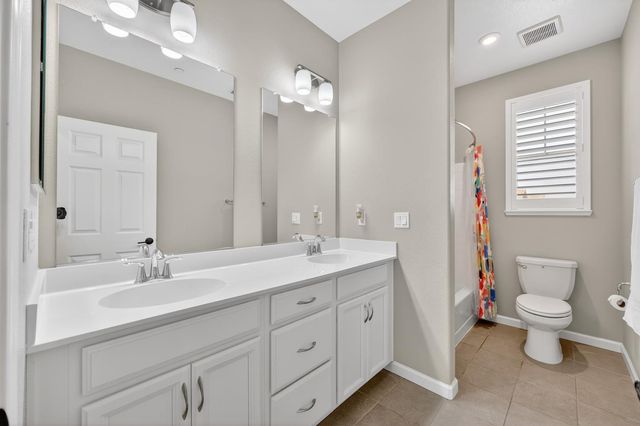 4265 Hydra Cir, Roseville, CA 95747