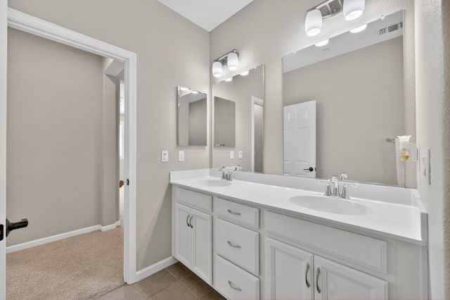 4265 Hydra Cir, Roseville, CA 95747