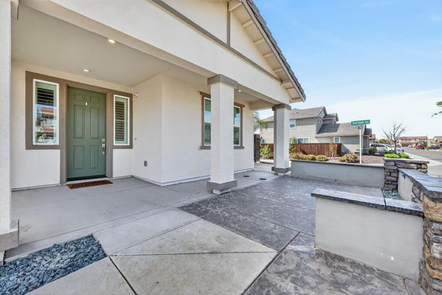 4265 Hydra Cir, Roseville, CA 95747