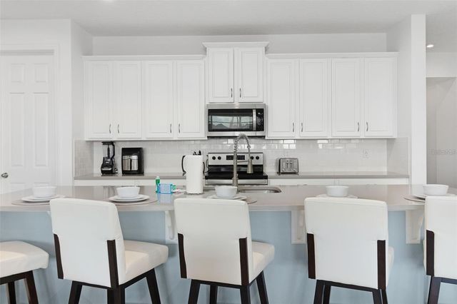 8904 CAROLINE BAY COURT, Kissimmee, FL 34747