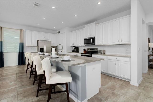 8904 CAROLINE BAY COURT, Kissimmee, FL 34747