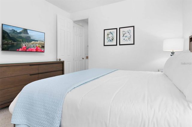 8904 CAROLINE BAY COURT, Kissimmee, FL 34747