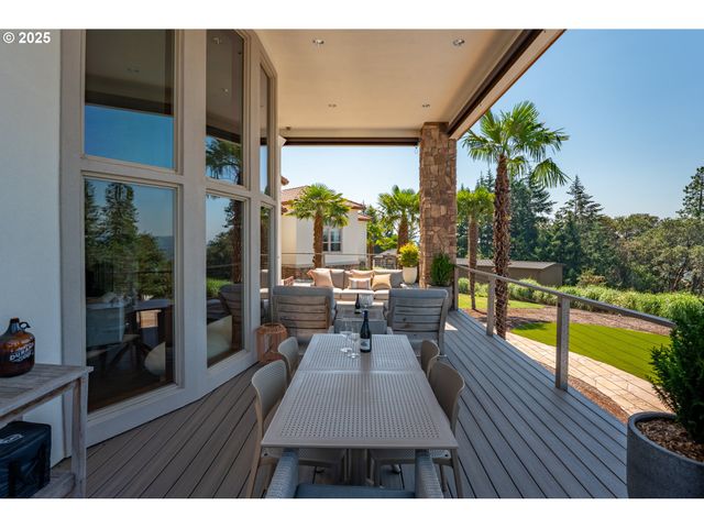 16225 Ne WILKERSON Way, Newberg, OR 97132