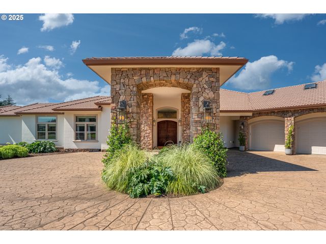 16225 Ne WILKERSON Way, Newberg, OR 97132