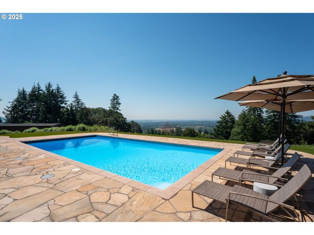 16225 Ne WILKERSON Way, Newberg, OR 97132