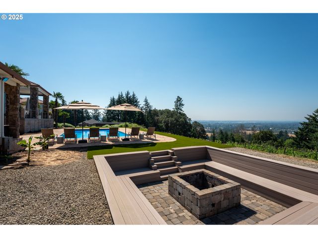 16225 Ne WILKERSON Way, Newberg, OR 97132