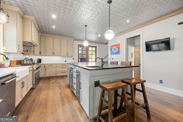 1227 Niles Avenue NW, Atlanta, GA 30318