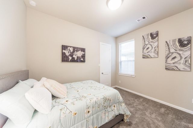 2142 Ironwood Pass Drive, Missouri City, TX 77459