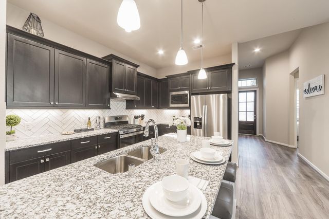 2142 Ironwood Pass Drive, Missouri City, TX 77459