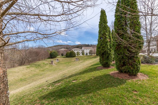 2022 Turning Wheel Ln, Franklin, TN 37067