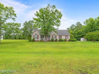 303 Chisholm Trail, Jacksonville, NC 28546