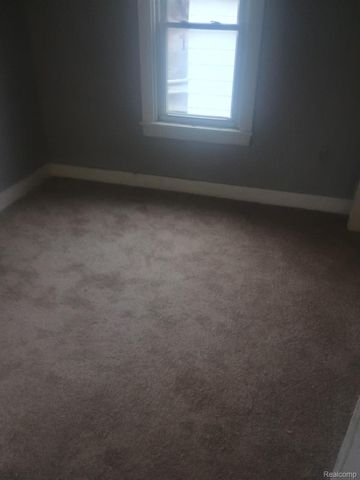 1205 STOCKER Avenue, Flint, MI 48503
