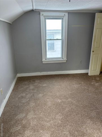 1205 STOCKER Avenue, Flint, MI 48503