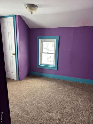 1205 STOCKER Avenue, Flint, MI 48503