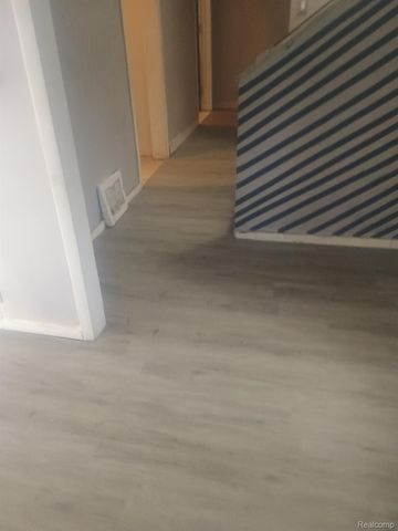 1205 STOCKER Avenue, Flint, MI 48503