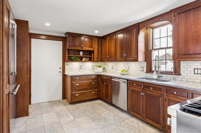 4009 S Logan Street, Englewood, CO 80113