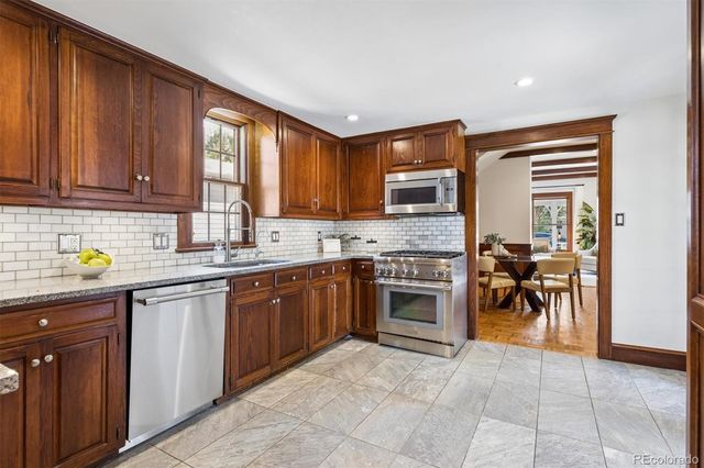 4009 S Logan Street, Englewood, CO 80113