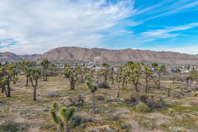 8129 Stardust, Yucca Valley, CA 92284