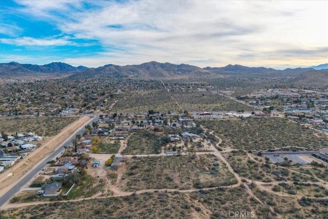 8129 Stardust, Yucca Valley, CA 92284