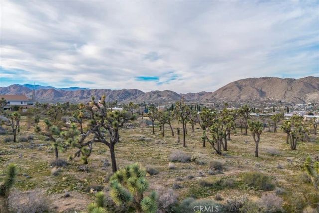 8129 Stardust, Yucca Valley, CA 92284