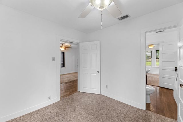 512 Gale Street, Houston, TX 77009