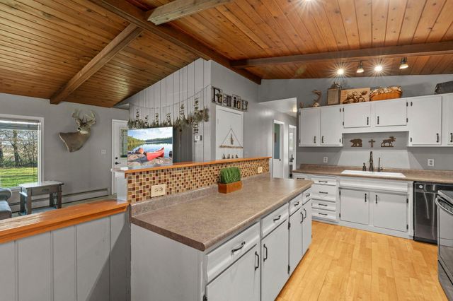 847 140th Avenue, New Richmond, WI 54017