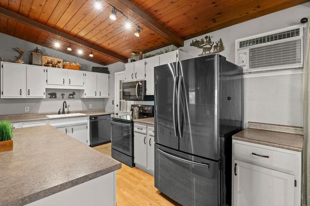 847 140th Avenue, New Richmond, WI 54017