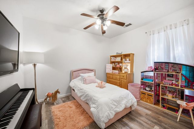 6915 Chapelridge Drive, Dallas, TX 75249