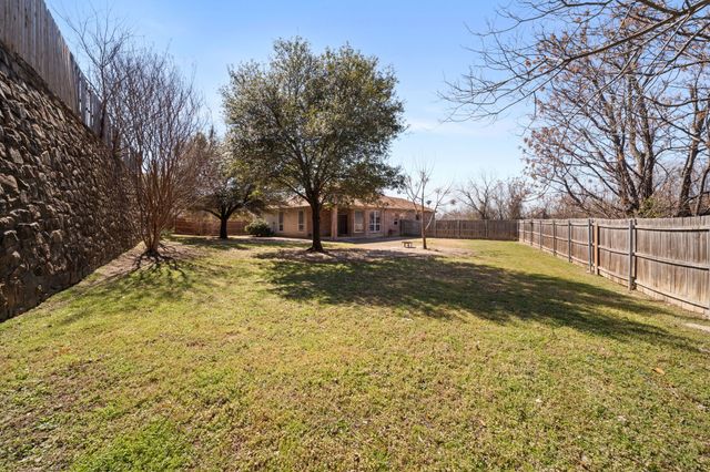6915 Chapelridge Drive, Dallas, TX 75249