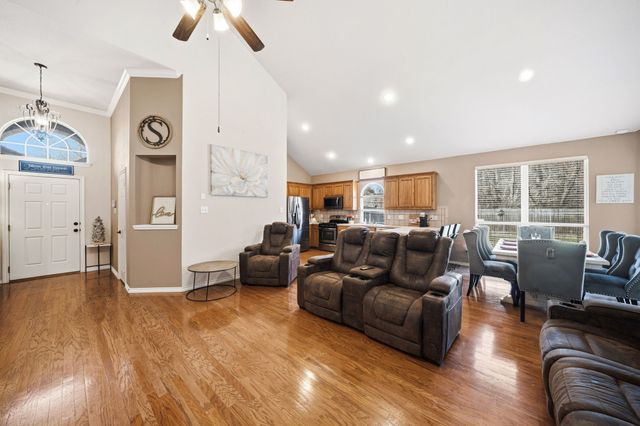 6915 Chapelridge Drive, Dallas, TX 75249